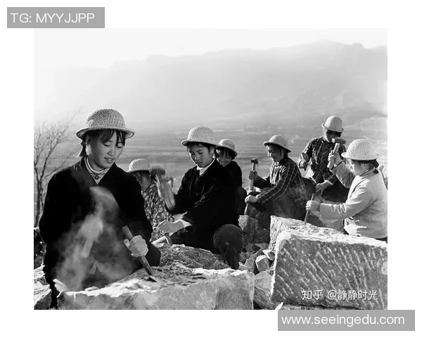 从贫困到荣耀足球明星儿时的艰辛与奋斗故事